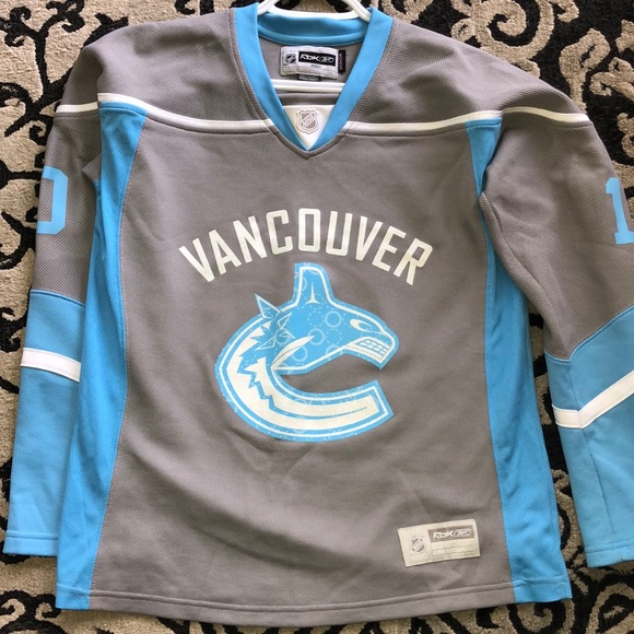 GUC Vancouver Canucks official Pavel Bure Jersey M